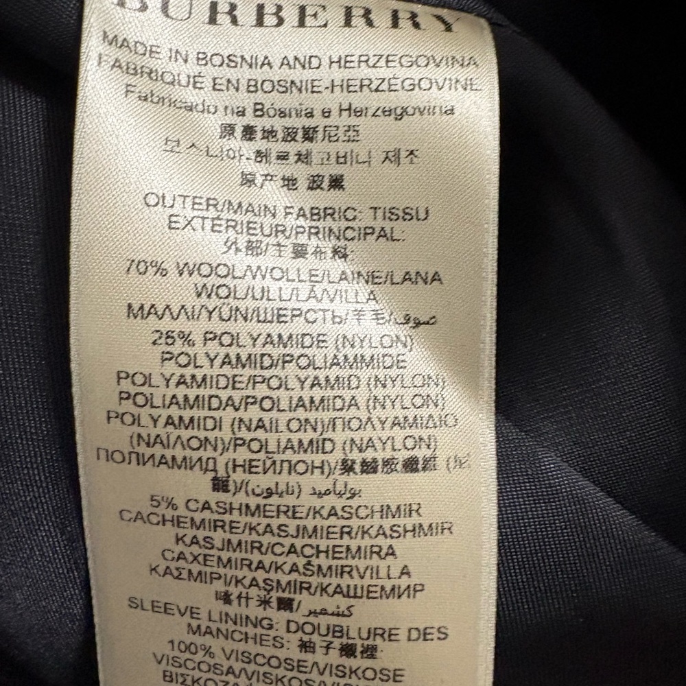 Size 8 Burberry Black Trench Coat for Women - Picture 10 of 13